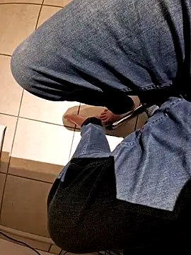 Lorent6969 online show from December 1, 2025, 5:08 am