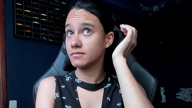 SamanthaWatson online show from March 20, 2025, 2:10 pm