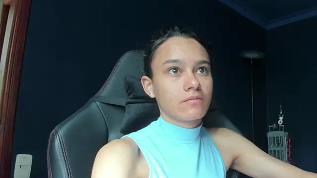 SamanthaWatson online show from March 12, 2025, 2:23 pm