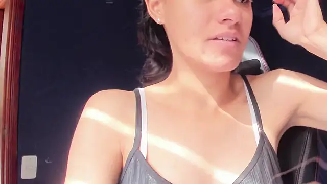 SamanthaWatson online show from March 13, 2025, 1:50 pm