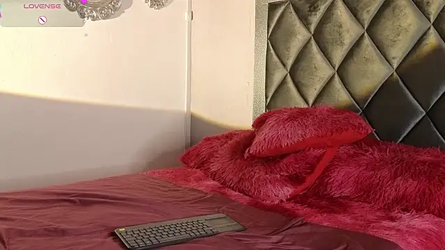 ashley brend online show from February 25, 2026, 9:36 pm