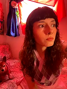 LiliJones  online show from October 4, 2025, 4:41 pm