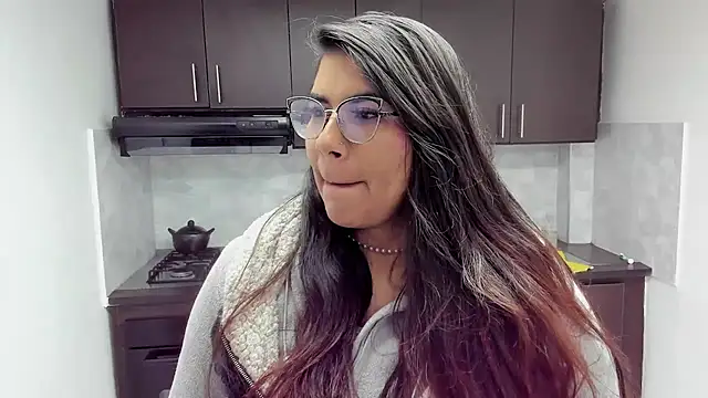 Luna Dumont online show from September 16, 2025, 11:11 am