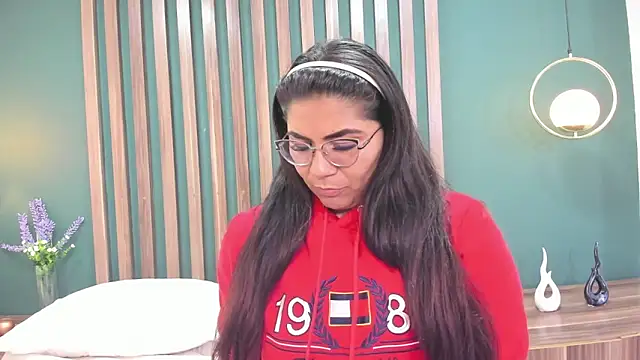 Luna Dumont online show from September 26, 2025, 7:54 pm