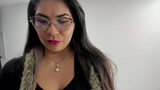 Luna Dumont online show from October 2, 2025, 6:11 pm