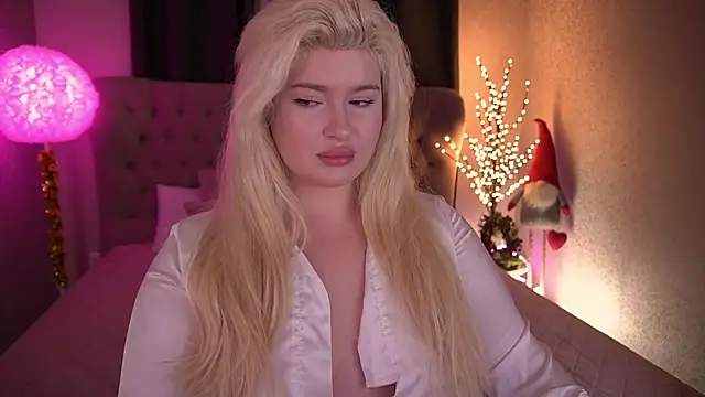 CocoSecretss online show from December 26, 2024, 7:35 am