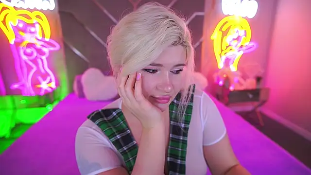 CocoSecretss online show from October 21, 2025, 6:46 am