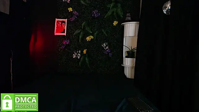 Mr MrsCurie online show from March 4, 2026, 1:02 am