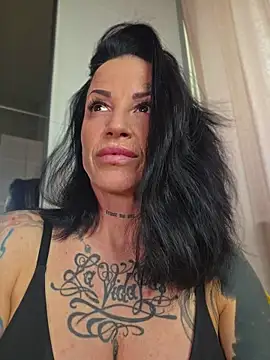 EmilyDiazofficial online show from July 12, 2026, 10:38 am