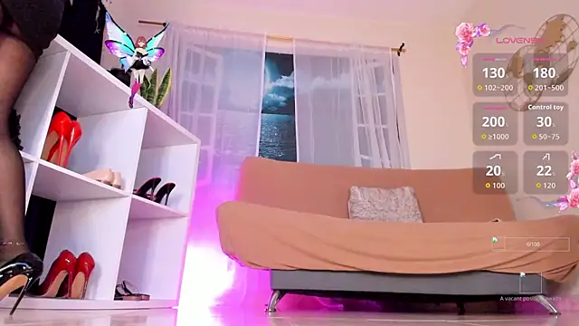 Snapshot of Itzeldreams chatting on September 9, 2025, 12:47 pm Itzeldreams online show from September 9, 2025, 12:47 pm