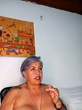 Snapshot of DirtyBIianca chatting on February 21, 2026, 12:45 am DirtyBIianca online show from February 21, 2026, 12:45 am