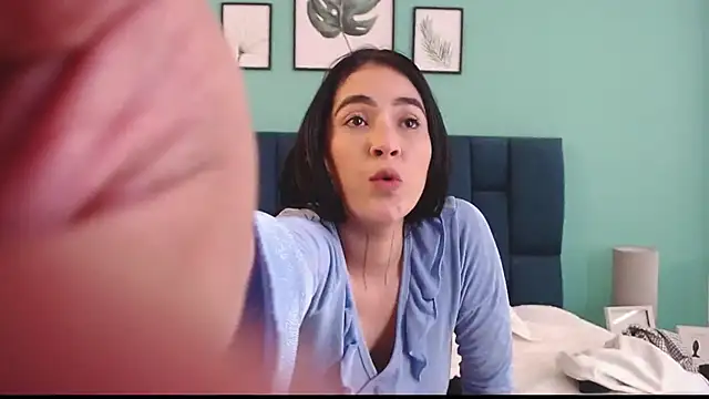 NicollColeman online show from March 13, 2025, 8:32 pm