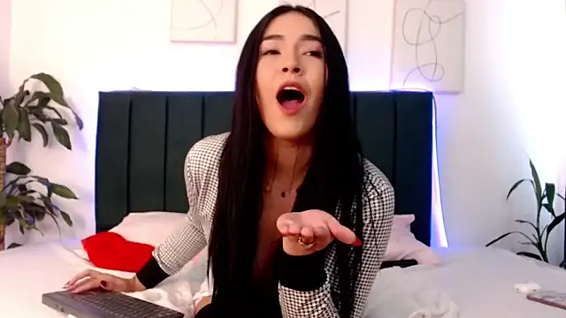 Snapshot of NicollColeman chatting on January 14, 2026, 5:16 pm NicollColeman online show from January 14, 2026, 5:16 pm