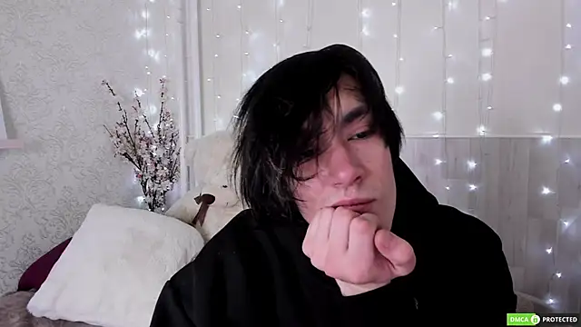 CalvinOwens online show from November 10, 2025, 3:33 am