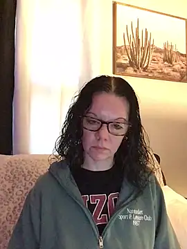 SidneyRaee online show from September 8, 2025, 3:44 pm