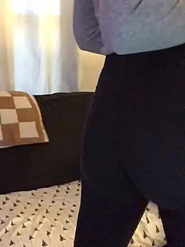 SidneyRaee online show from January 14, 2026, 4:54 pm