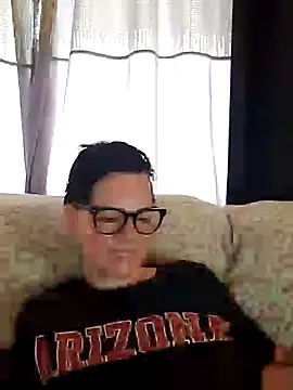 SidneyRaee online show from February 5, 2025, 3:52 pm