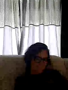 SidneyRaee online show from February 3, 2025, 7:52 pm