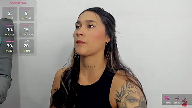 Snapshot of kayleeScott chatting on March 5, 2025, 5:50 pm kayleeScott online show from March 5, 2025, 5:50 pm