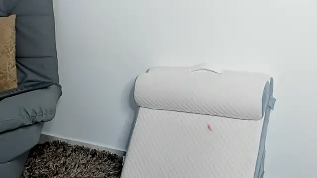 Snapshot of kayleeScott chatting on October 10, 2025, 2:51 pm kayleeScott online show from October 10, 2025, 2:51 pm