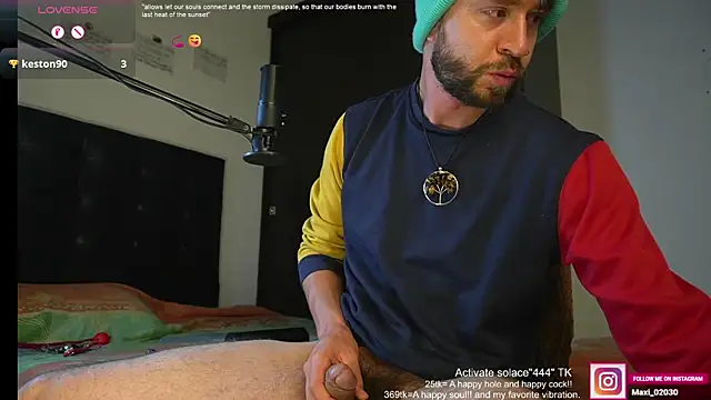 just maxii online show from February 15, 2025, 2:04 am