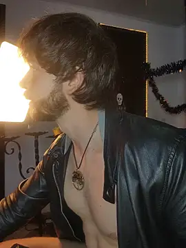 just maxii online show from October 28, 2025, 11:36 pm