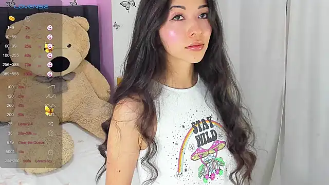 Snapshot of SophiaLiu chatting on February 11, 2025, 12:17 am SophiaLiu online show from February 11, 2025, 12:17 am