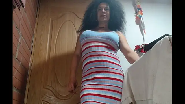 abbycrespa online show from February 15, 2026, 2:45 am