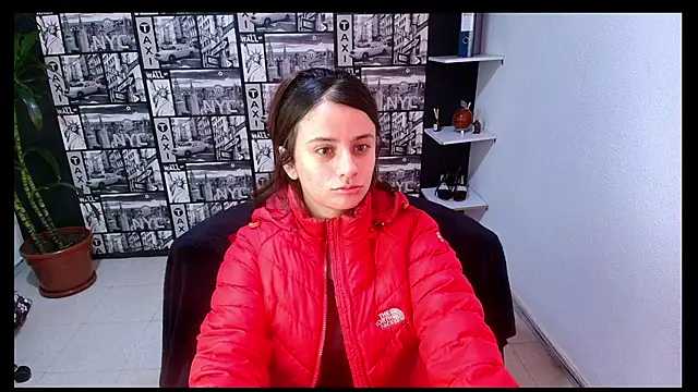 kassandra james online show from February 18, 2026, 1:07 pm