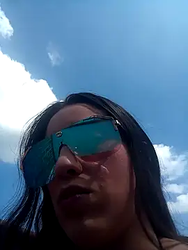 Milan Rouxx online show from December 6, 2024, 4:12 pm