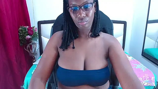 Snapshot of Sara_Marks chatting on January 15, 2026, 11:24 am Sara Marks online show from January 15, 2026, 11:24 am