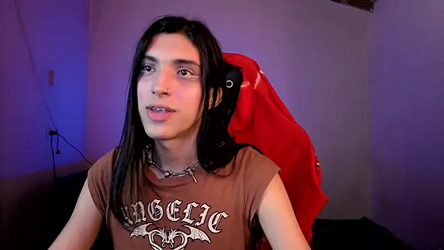 Snapshot of angelitofemboy chatting on June 18, 2026, 11:21 pm angelitofemboy online show from June 18, 2026, 11:21 pm