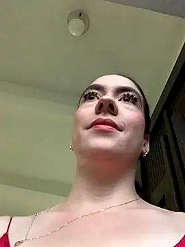 ImAlicee online show from November 4, 2025, 10:46 pm