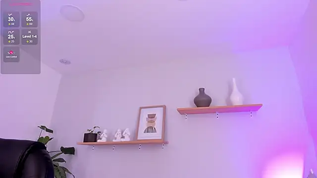 moll1e  online show from February 21, 2025, 11:01 am