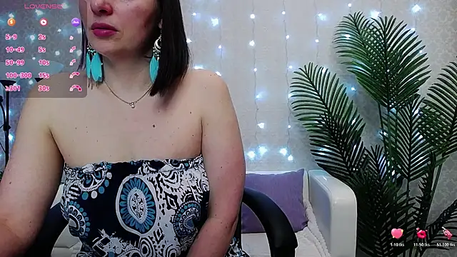 Camelia Lillie online show from February 25, 2026, 1:39 am
