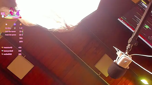 Snapshot of ari_monet chatting on March 18, 2025, 6:06 pm ari monet online show from March 18, 2025, 6:06 pm