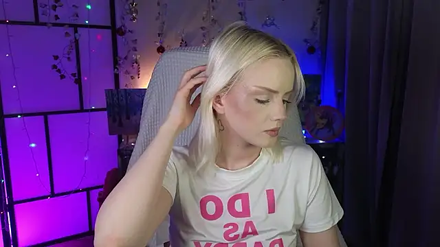 ImBonBon online show from March 25, 2026, 12:22 am