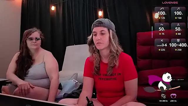 Snapshot of Sexy_Mama-69 chatting on October 26, 2025, 4:18 pm Sexy Mama-69 online show from October 26, 2025, 4:18 pm