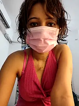 Snapshot of Angel_rani2 chatting on October 27, 2025, 3:35 pm Angel rani2 online show from October 27, 2025, 3:35 pm