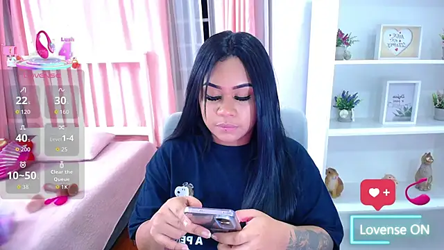 Nahom1  online show from September 30, 2025, 2:50 am