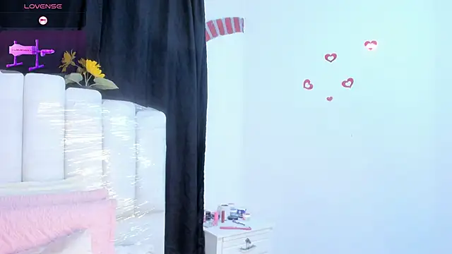 RoxannaBlanche online show from March 26, 2026, 12:03 pm