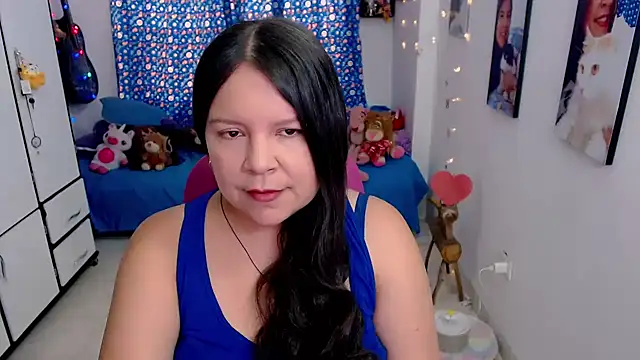 claryssa  online show from March 13, 2026, 6:24 pm