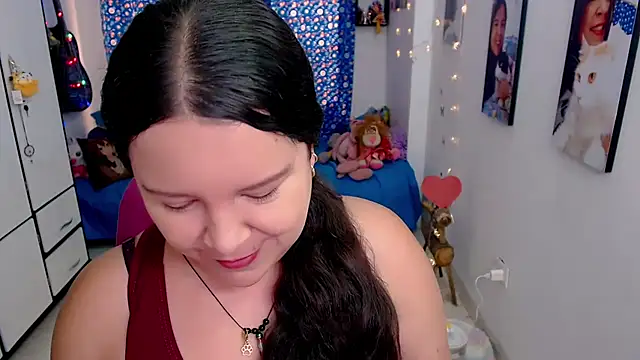 claryssa  online show from March 4, 2026, 6:48 pm