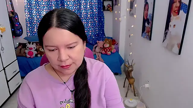 claryssa  online show from March 20, 2026, 12:28 pm