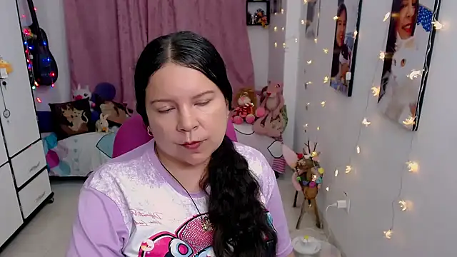 Snapshot of claryssa_ chatting on May 16, 2026, 10:36 am claryssa online show from May 16, 2026, 10:36 am