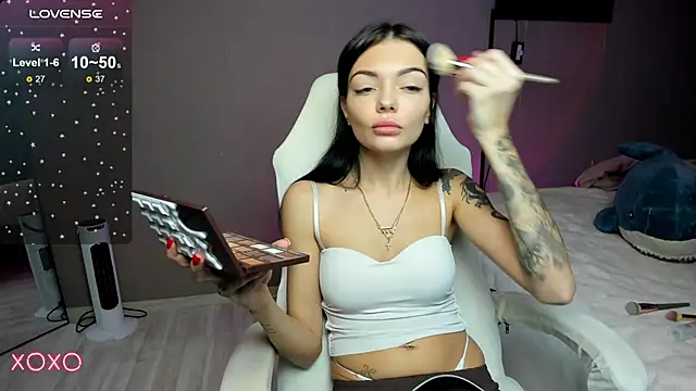 Snapshot of Mariella_Adamss chatting on November 2, 2025, 10:53 am Mariella Adamss online show from November 2, 2025, 10:53 am