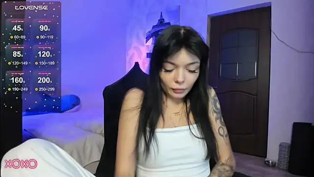 Snapshot of Mariella_Adamss chatting on February 25, 2025, 6:01 pm Mariella Adamss online show from February 25, 2025, 6:01 pm