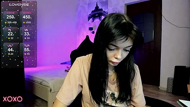 Snapshot of Mariella_Adamss chatting on March 7, 2025, 5:49 pm Mariella Adamss online show from March 7, 2025, 5:49 pm