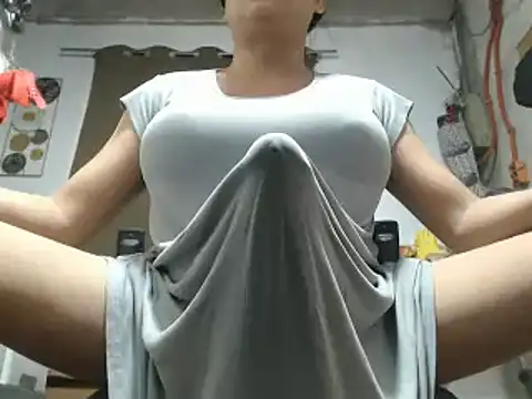 10inchALWAYSCUM online show from September 26, 2025, 2:51 am