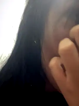 emily rosse04 online show from November 14, 2025, 10:52 am